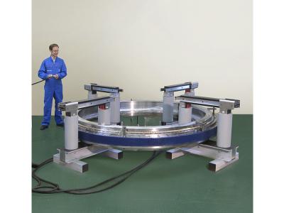 Indukcijski grelec z več jedri